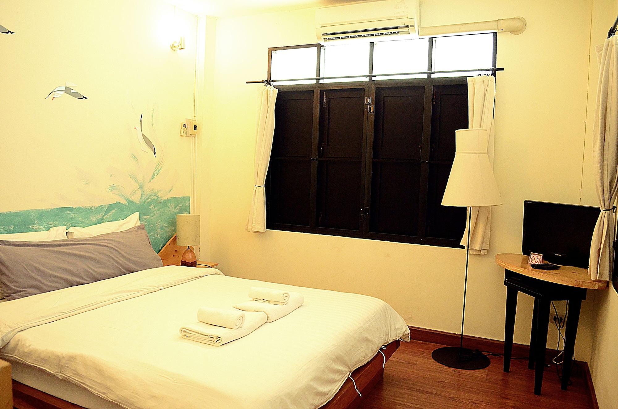 Early Bird Bed & Breakfast (Adults Only) Čiang Mai Exteriér fotografie