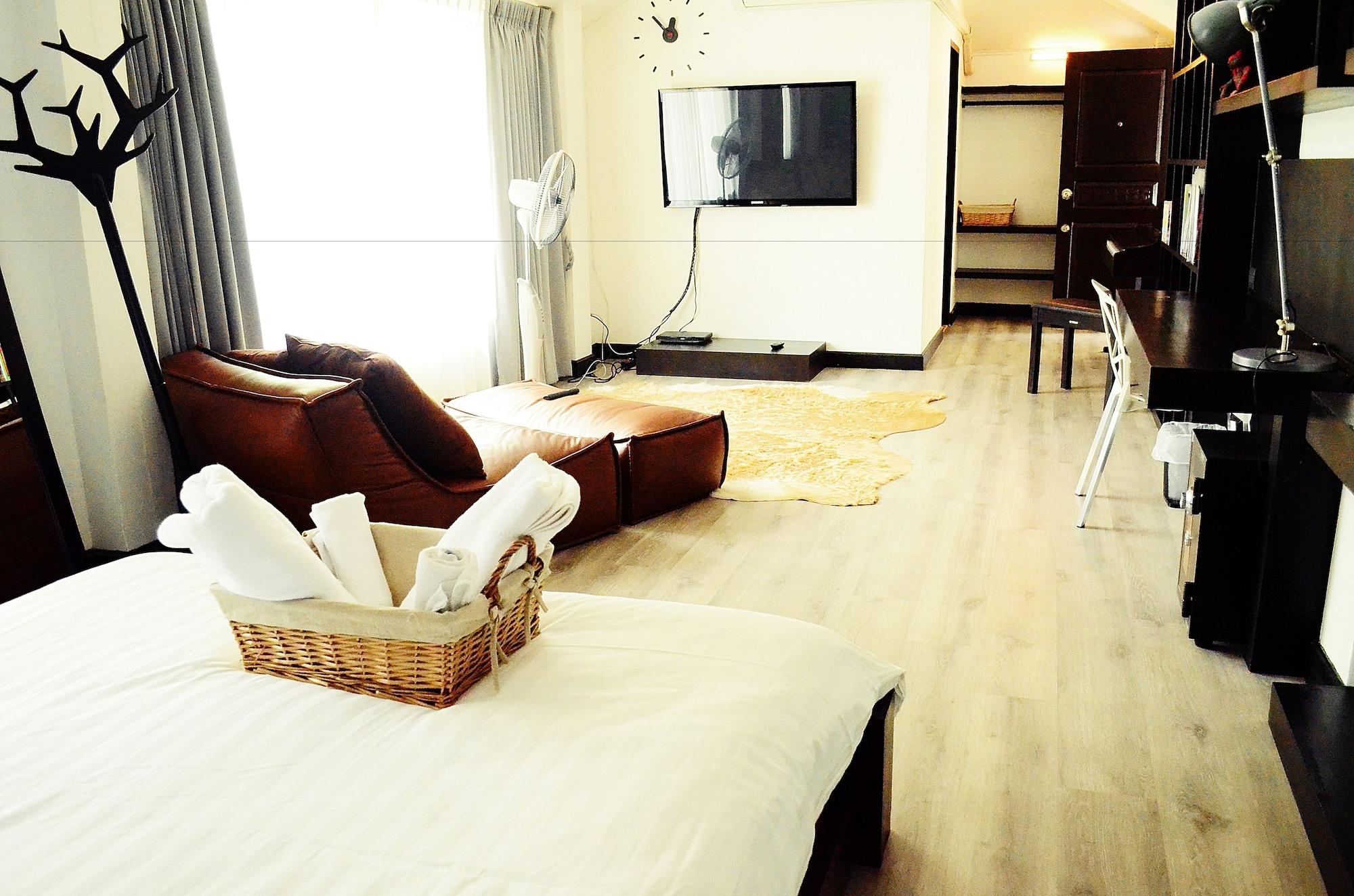 Early Bird Bed & Breakfast (Adults Only) Čiang Mai Exteriér fotografie